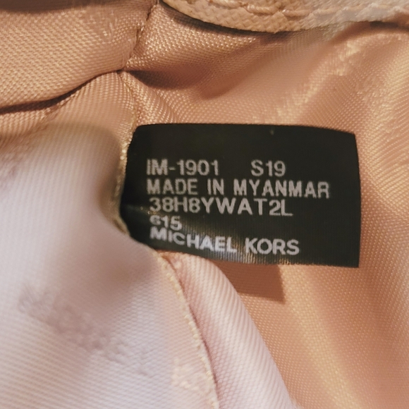 Michael Kors Walsh Medium MF Large Leather Tote Shoulderbag Handbag in Soft Pink - Picture 11 of 11